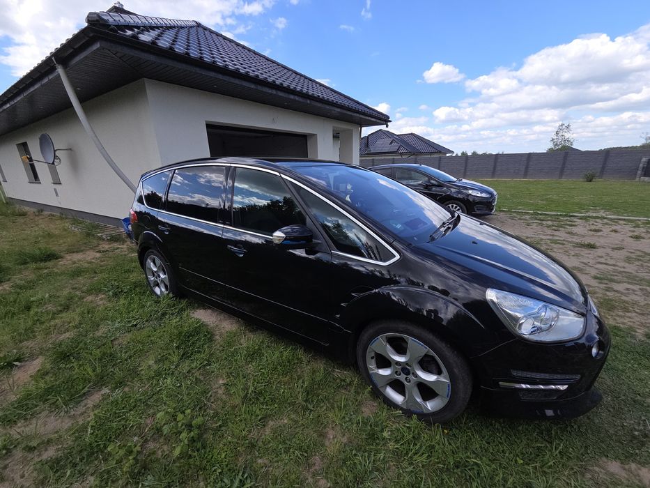 Ford S-Max Titanium