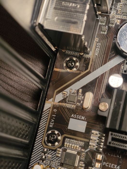 ГАРАНТІЯ Gigabyte AORUS B450M + Ryzen 5 1600  BOX