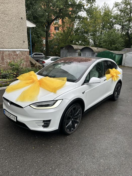 Декор для авто на весілля