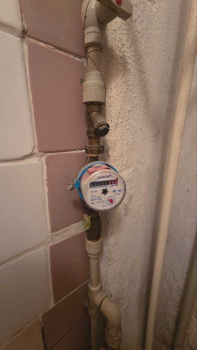 Продам 2 комнатную в кирпичном доме в центре, alm