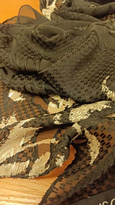 Luksusowy szal Episode jedwab i wiskoza devoré  wypalany wzór