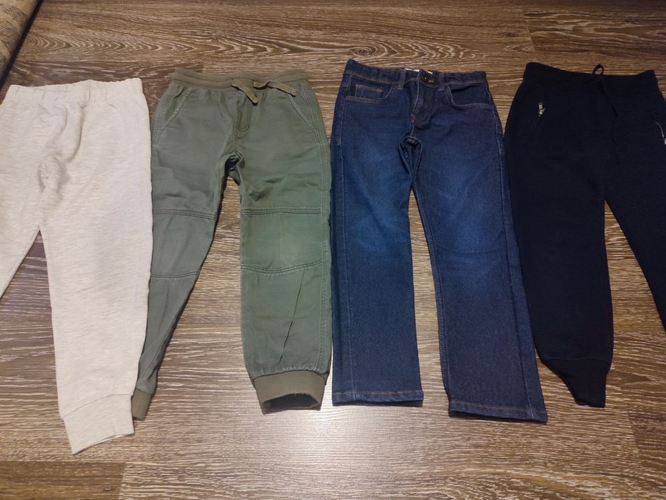 Продам пакет гарного одягу ( 6-7 років, 116-122)після однієї дитини