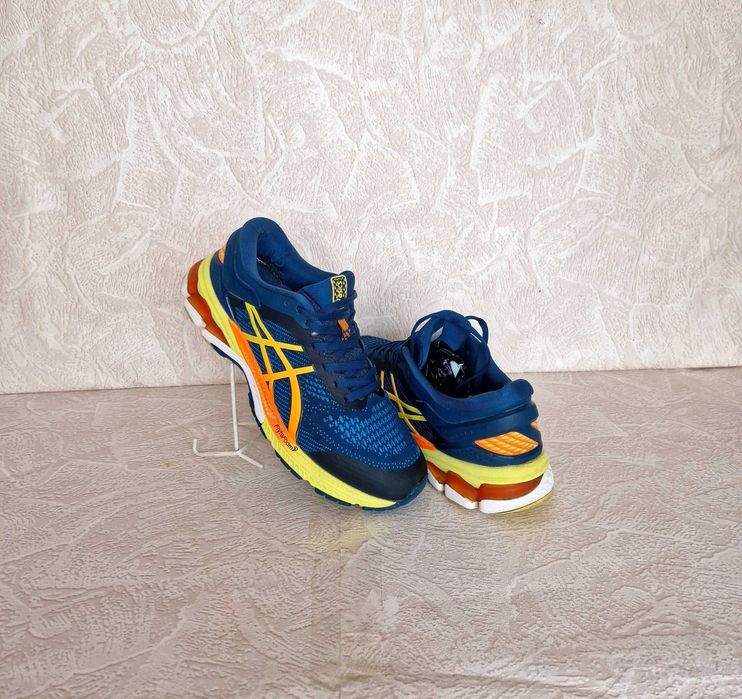 Кроссовки (Asics Gel Kayano) размр. 41-42
