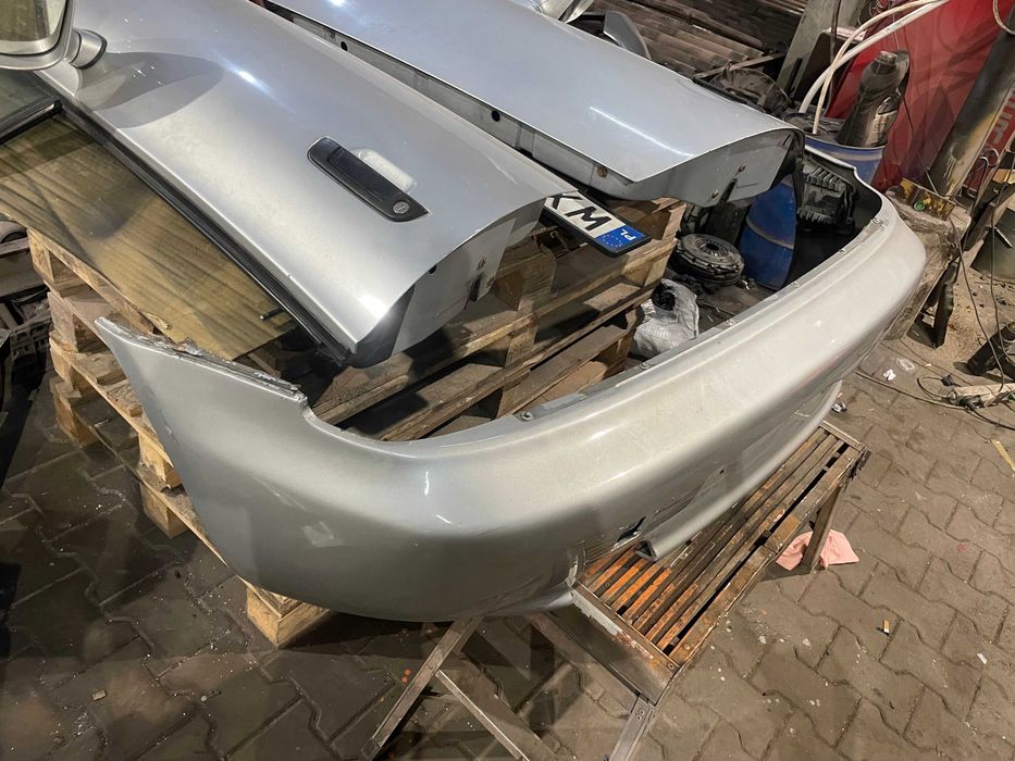 tył zderzak błotniki bmw z3 wąskie