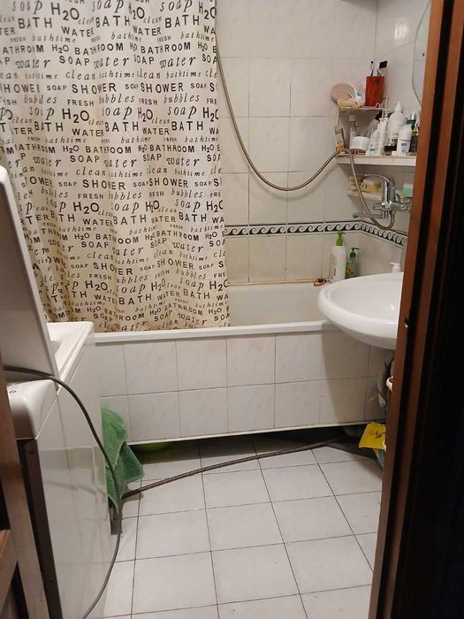 Кімната біля метро позняки