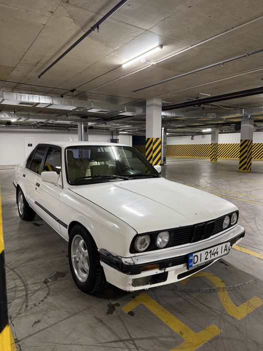 Продам BMW e30 1.6 бензин
