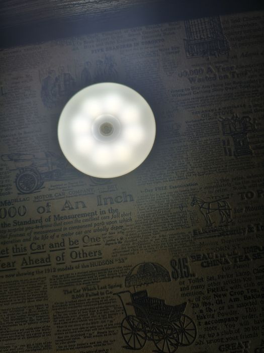 Світильник з датчиком ркху