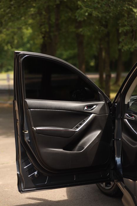 Автомобіль Mazda CX 5