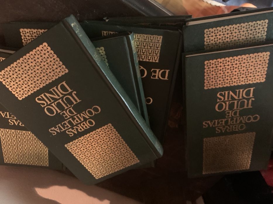 Varios livros Eça Queiroz, Julio Dinis