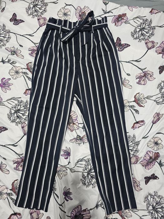 Spodnie damskie proste do kostek chinosy H&M M