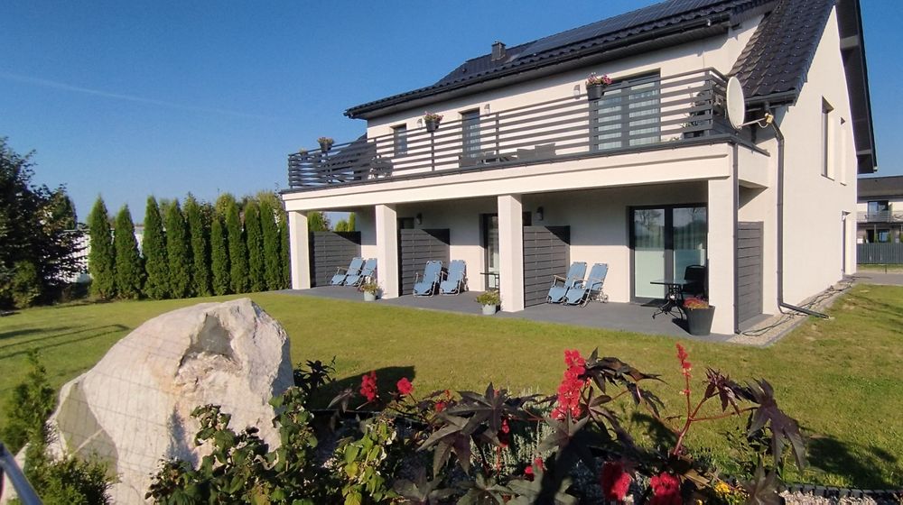 Pokoje 2os nad morzem,Sarbinowo."Biały Dom"