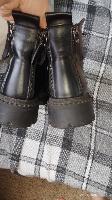 Жіночі чобітки зимові