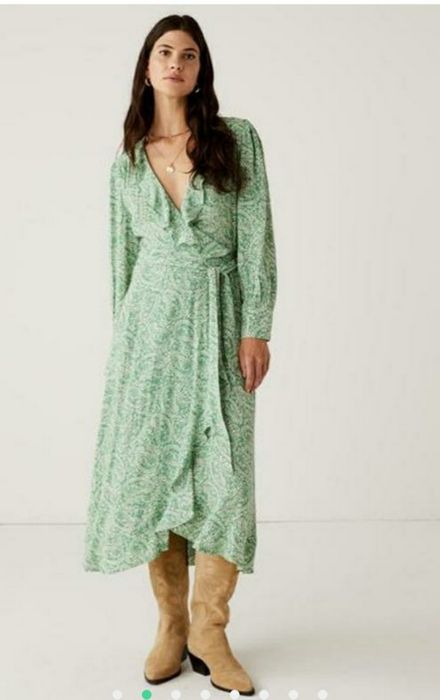 Неймовірно красива сукня