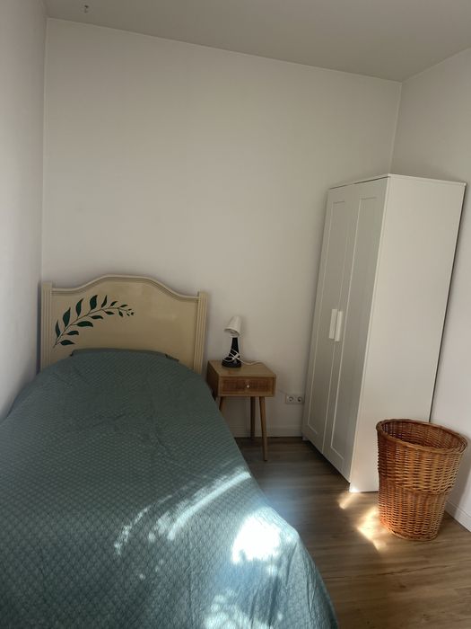Quarto em moradia T2 Paranhos