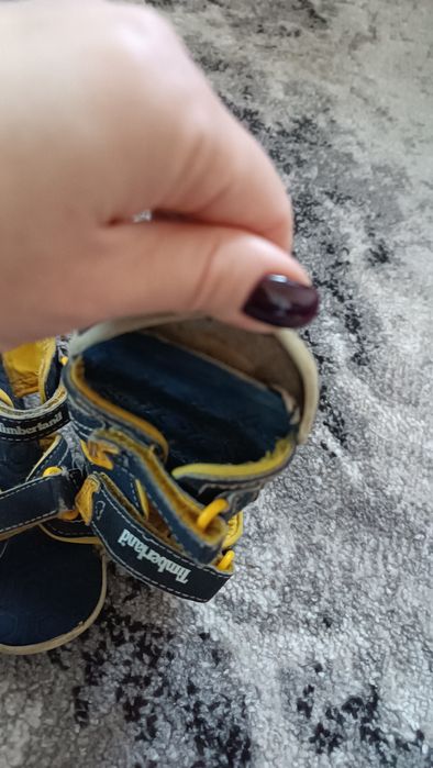 Безкоштовно для дому треба підклеїти 29 р.хлопчик