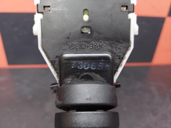 Botão / interruptor de luzes NISSAN Cabstar Chassis (F24M, F24W)