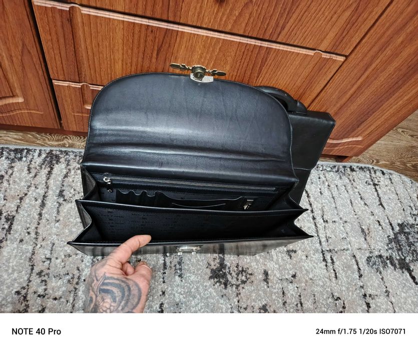 Кожаный портфель NERI KARRA и другие