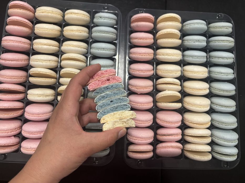 Zestaw makaroników box 36 sztuk