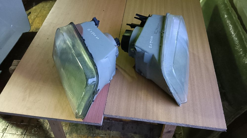 Ótica Renault rapid Renault express farol 1991.