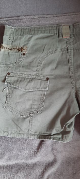 Spodenki kolor khaki rozmiar 42