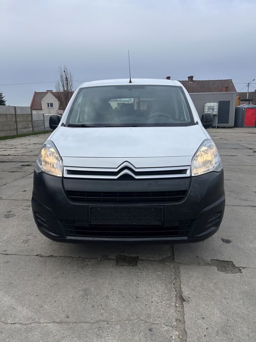 Citroen Berlingo 2016 1,6 bluehdi 3 osobowy najlepszy silnik