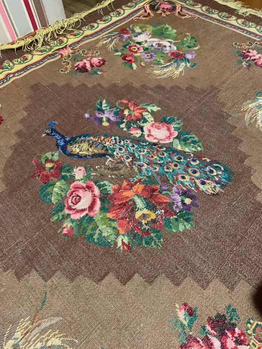 Ковер гобелен ручной работы вышитый