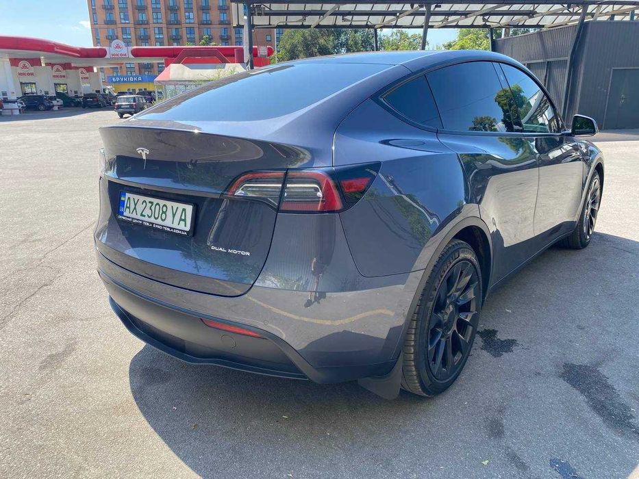 Tesla Model Y 2021 Long Range Dual motor