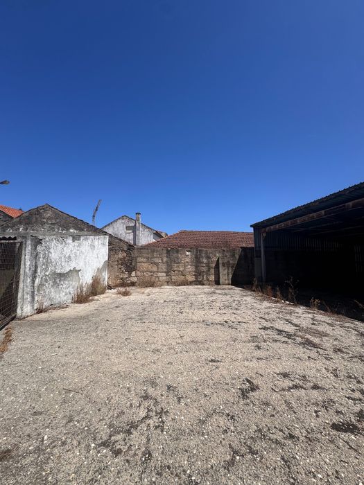 Arrenda-se Armazem 450m2