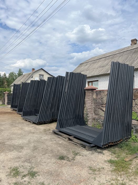 Роги, коньки, лісовоз