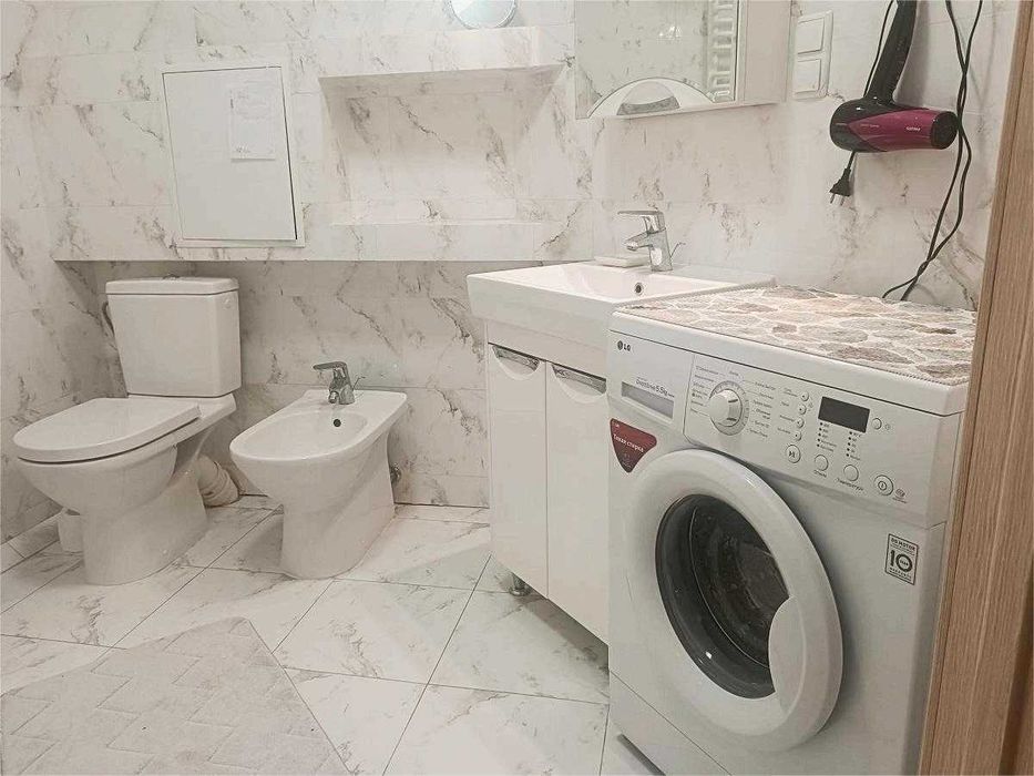 Оренда великої 1-кім. новобудови вул. Ленона (Щурата)