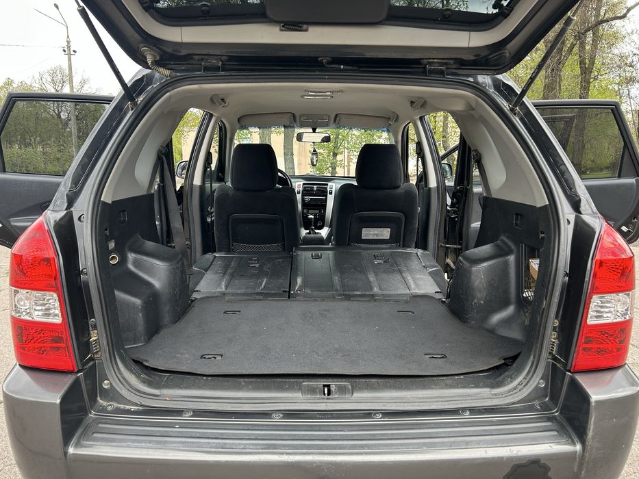 Хюндай Туксон Hyundai Tucson 2.0  в рідній фарбі