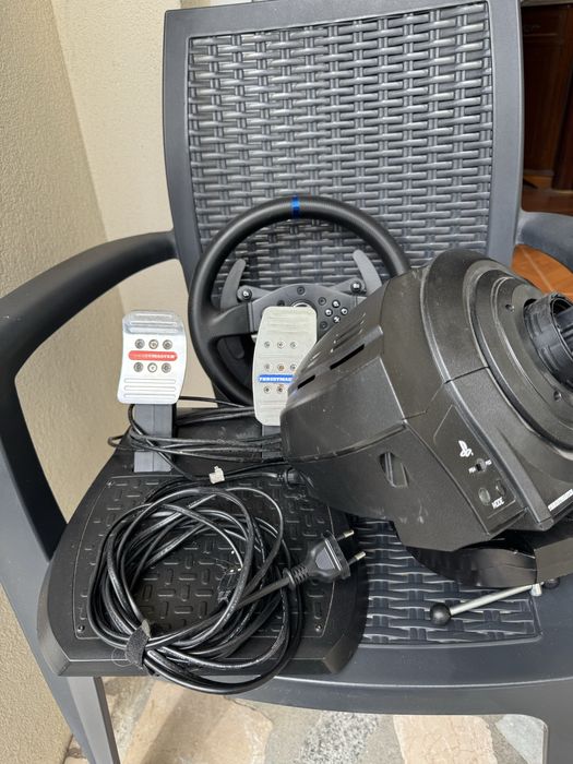 Thrustmaster t300 rs