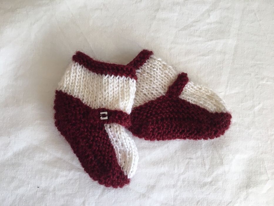 Pantufas de bebé feitos à mao