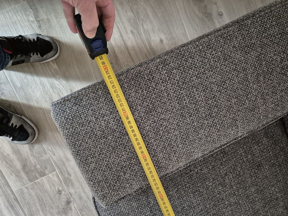 Sofá com chaise long cinzento