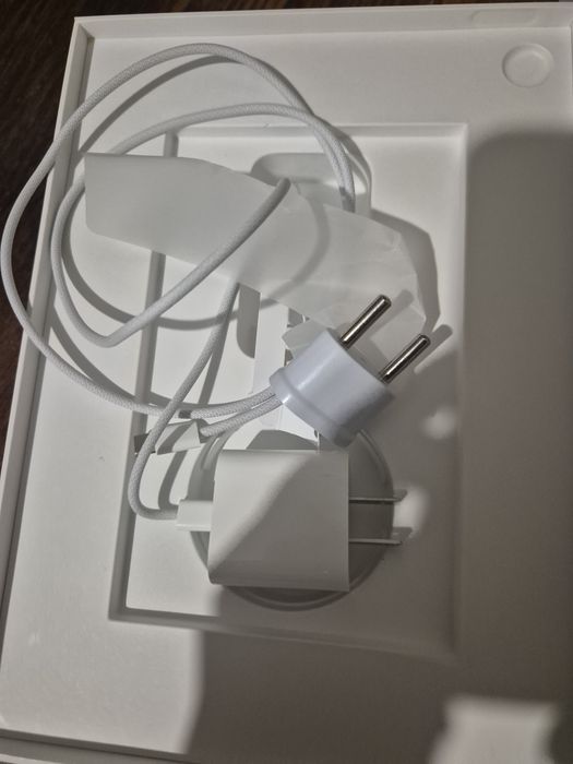 Продаж планшет Apple iPad A16 Wi  128 гб