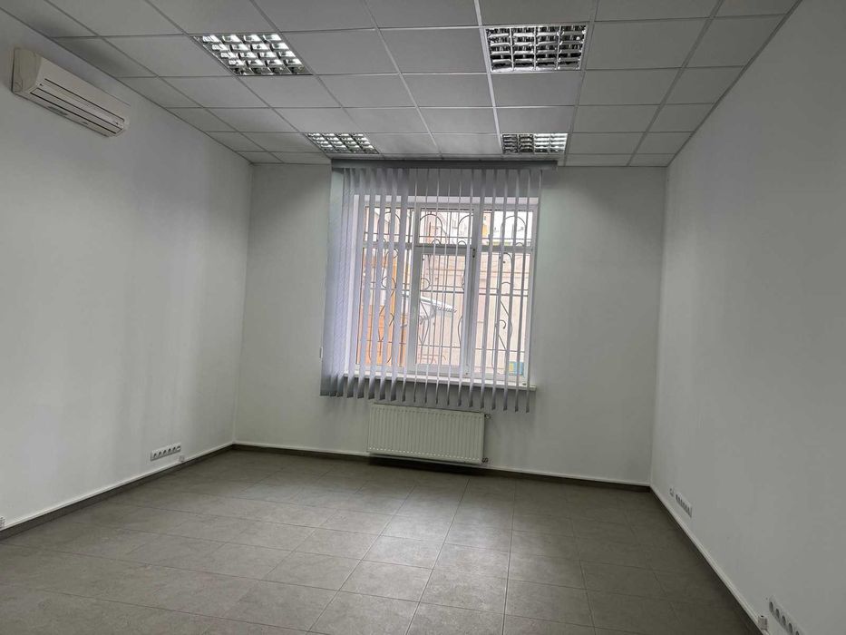 ТЕРМІНОВО!!!ОРЕНДА комерц. приміщення в центрі поч. вул.Шевченка