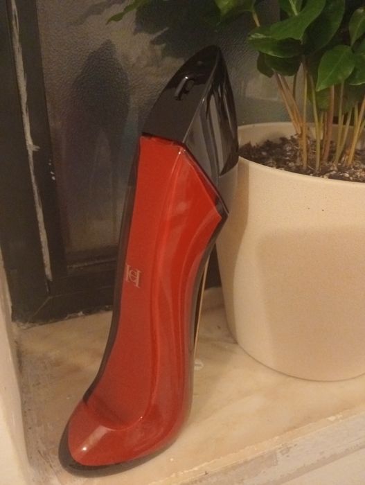 Good Girl Very Carolina Herrera