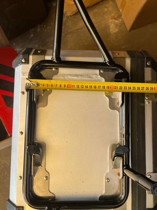 Аллюминиевые кофры на мотоцикл, 36л., комплект из двух штук. (Боковые)