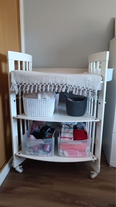 Muda fraldas - marca STOKKE