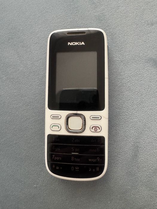 Telefon Nokia C2
