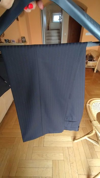Elegancki garnitur firmy Bytom