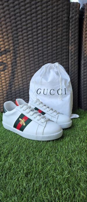 Buty sportowe w rozmiarze 43