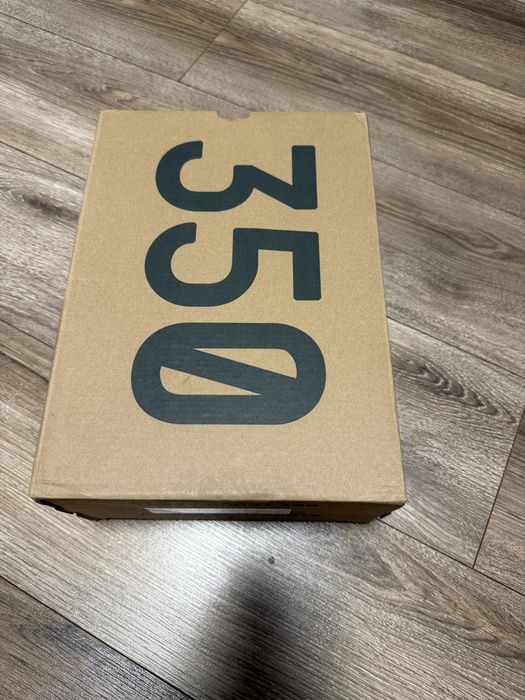 Yeezy Boots 350 V2