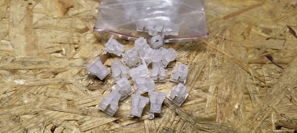 Kołeczki lamp tylnych i kierunkowskazów Fiat 126p Maluch FL ST EL