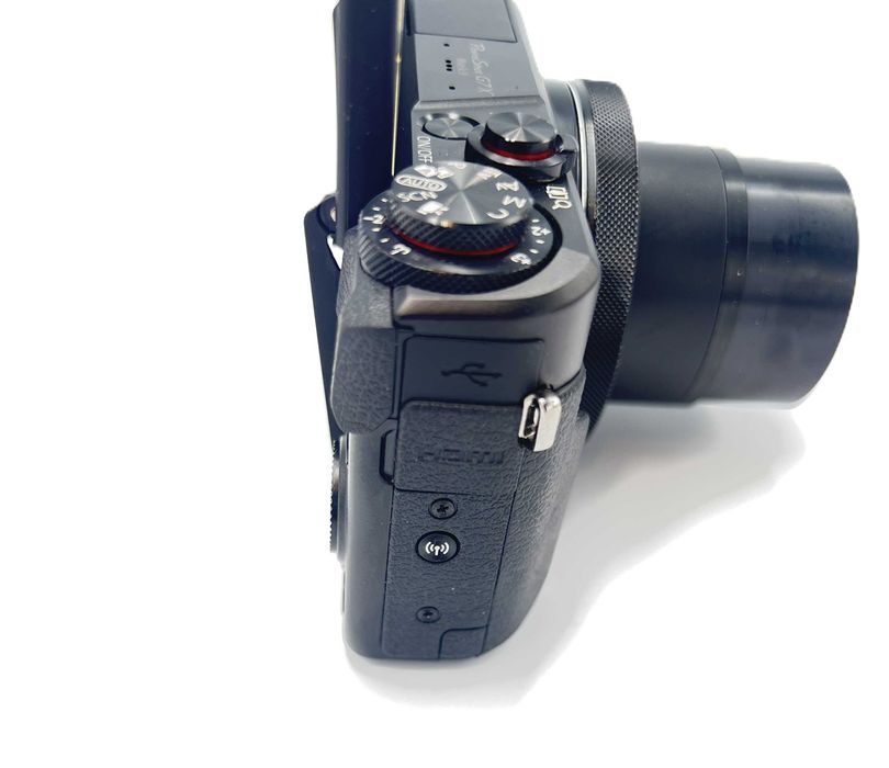 LEGENDARNY Aparat cyfrowy Canon PowerShot G7X Mark II 20,1MPix 4,2x