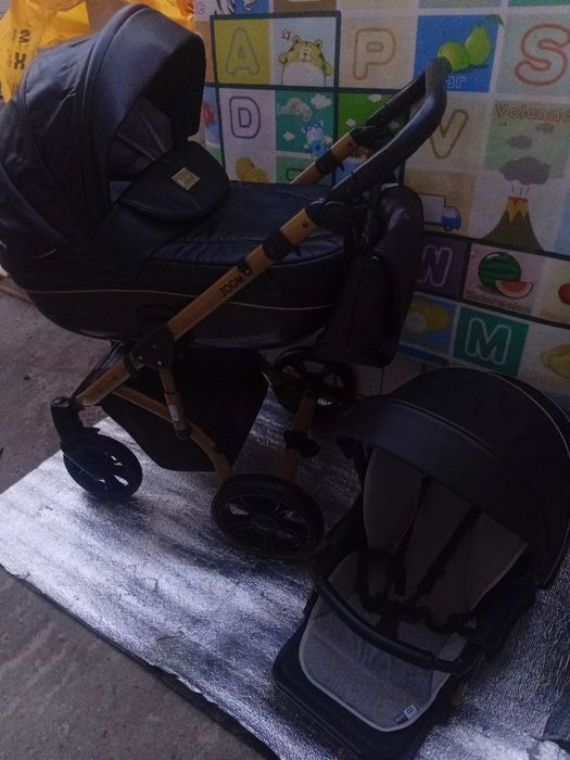 Продам дитячу коляску 2 блока Miobaby  повний комплект.