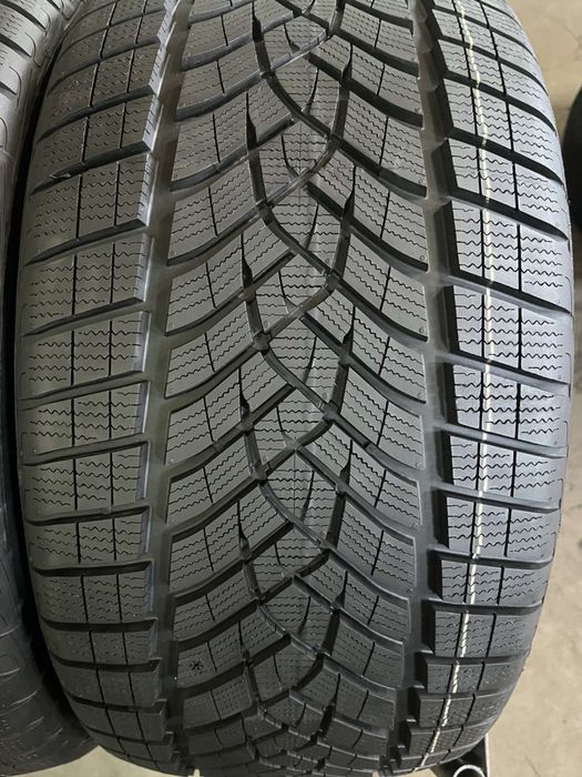 295/40/21 R21 Goodyear Ultra Grip Perfomance+ SUV 4шт нові зима