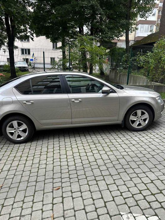 Продам Шкоду Октавия А7 2013 г.