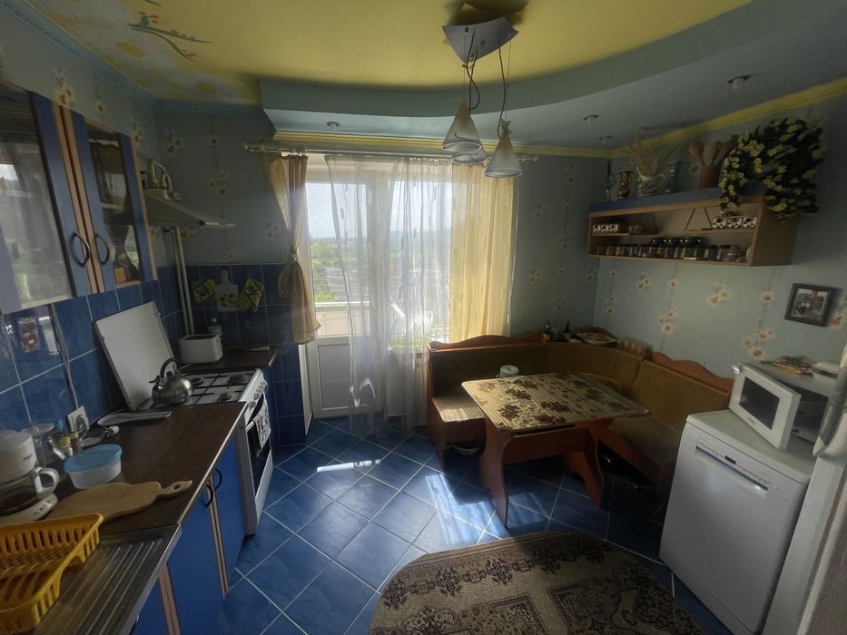 3 кімнатна квартира. Смт.Чинадієво