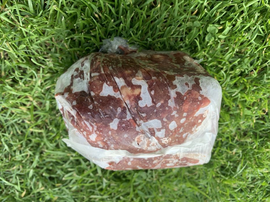 : Mięso dla psów  wołowe mrozone bez konserwantów